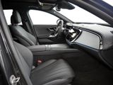 MERCEDES-BENZ E 300 de 4MATIC T-Modell mit EQ Hybrid Technologie
