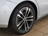 MERCEDES-BENZ B 200 PROGRESSIVE AHK DISTR KAMERA SPUR PDC SHZ
