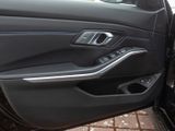 BMW 330 eMSport+Navi+HUD+RFK+Laserlicht+DAB+PDCv+h