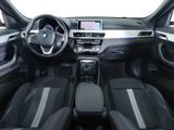 BMW X2 sDrive 20i Kamera Panorama AHK Sportsitz LED