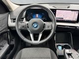 BMW iX1 20 eDrive  Park-Assistent Active Guard LED