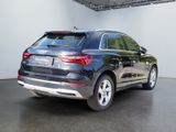 AUDI Q3 40 2.0 TDI quattro advanced  Navi LED PDC SHZ