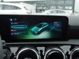 MERCEDES-BENZ CLA 200 SB // AHK KAMERA SPUR PDC SHZ