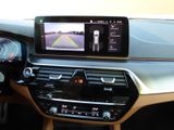 BMW 520 d xDrive Touring M Sportpaket Leder Navi LED HiFi