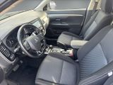 MITSUBISHI Outlander Plus 4WD 5-Sitzer++SHZ++KLIMA++