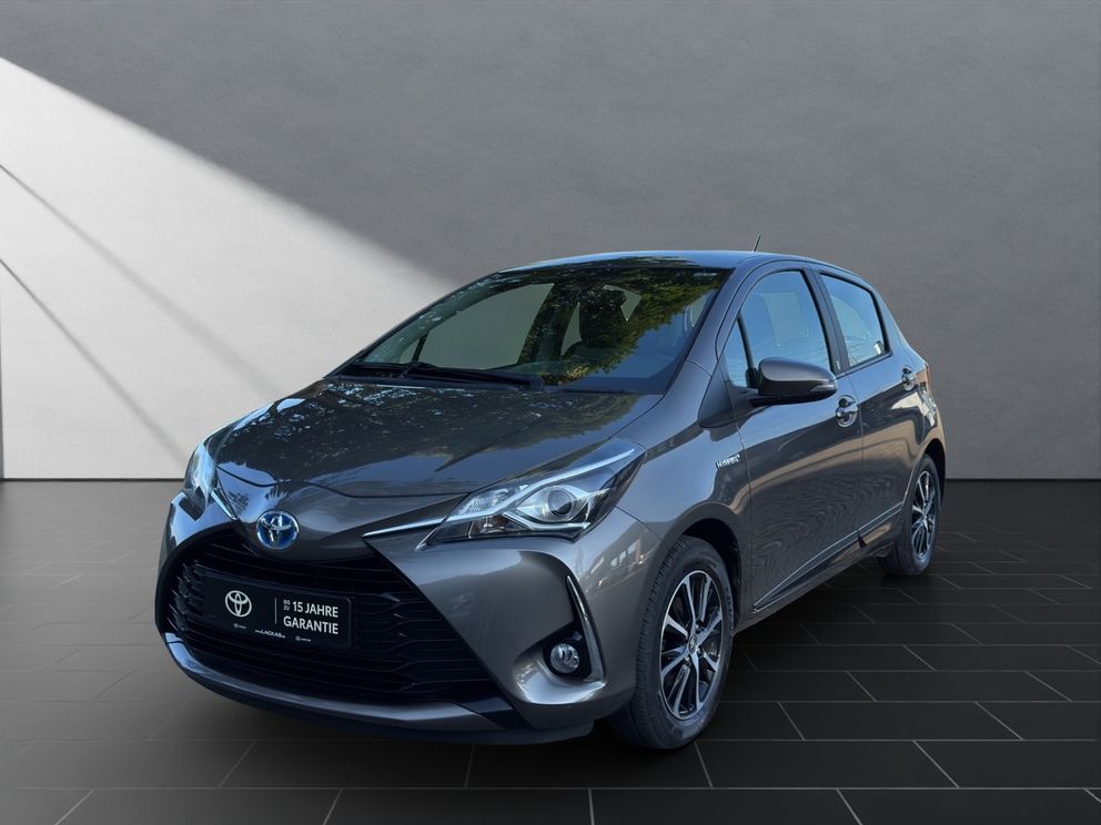 TOYOTA Yaris Hybrid Team D