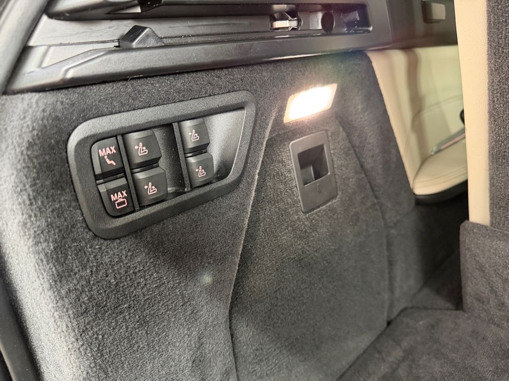 BMW X7 M60 i xDrive M Sport Pano+H&K+AppleCarPlay