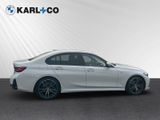 BMW 320 d Limousine M-Sport H&K Fernlichtassistent