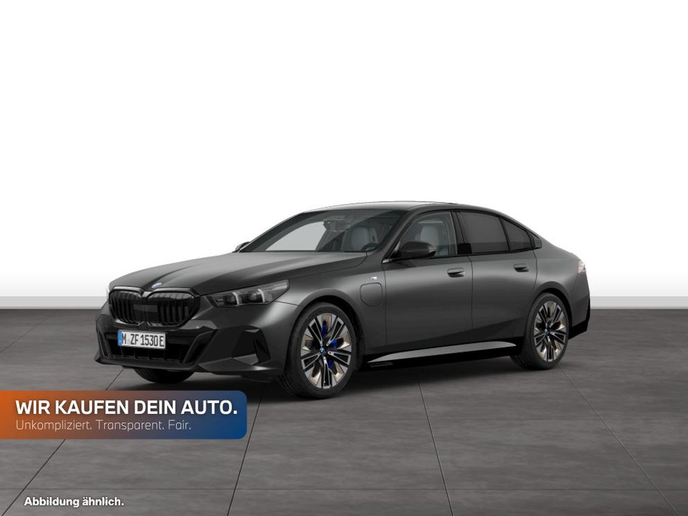 BMW 550e xDrive Limousine