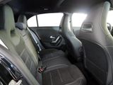 MERCEDES-BENZ A 250 4M AMG NIGHT SPUR PANO AHK DISTR KAMERA