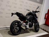BMW F 900 R DEAL-BOXENSTOP Triple Black QS+ LED SOS GRA