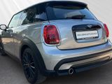 MINI Cooper Essential Trim LED Driving.Ass PDC hi. DAB