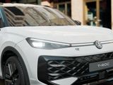 VW T-Roc R-Line 1.5 l eTSI OPF 110 kW (150 PS) 7-Gang-Doppelkupplungsgetriebe DSG