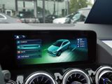 MERCEDES-BENZ GLA 200 d | AMG NIGHT AHK DISTR KAMERA PANO SPUR