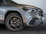 MERCEDES-BENZ GLA 250 e mit EQ Hybrid Technologie AMG NIGHT