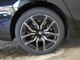 BMW 750 e M Sport Panorama Massage v+h Iconic Glow