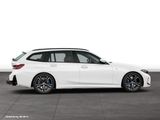 BMW 330e xDrive Touring