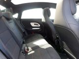 MERCEDES-BENZ CLA 350 EQ 4M // AMG NIGHT MEMO AHK DISTR KAMERA