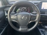 LEXUS UX 250h F-SPORT Design ALLWETTER+1.Hand