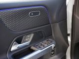 MERCEDES-BENZ GLB 200 d PROGRESSIVE NIGHT SPUR PANO AHK DISTR