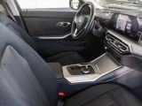 BMW 318 d+AHK+Navi+DAB+LED+e-Sitze+PDCv+h+Temp+SHZ
