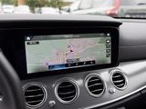 MERCEDES-BENZ E 220 d T // AMG NIGHT WIDE DISTR KAMERA SPUR