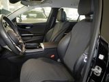 MERCEDES-BENZ C 300 e T // AVANTGARDE KAMERA SPUR STANDH PDC