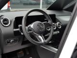 MERCEDES-BENZ GLA 180 , NIGHT PROGRESSIVE AHK KAMERA SPUR PDC