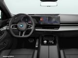 BMW 550e xDrive Touring