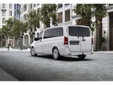 MERCEDES-BENZ Vito 114 TOURER PRO ALLRAD KAMERA KLIMA AHK 2,5T 8SITZER