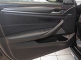 BMW M550 ixDrive+Navi+HUD+StandHZG+e-Sitze+Leder+RFK