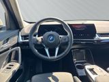 BMW iX1 20 eDrive eDrive20 Anhängerkupplung LED-Hauptscheinwerfer