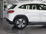 MERCEDES-BENZ GLA 200 d , PROGRESSIVE AHK KAMERA PANO SPUR PDC