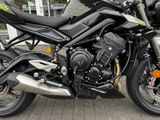 TRIUMPH Street Triple 765 RS Shift-Assist+Öhlins-?Aktion