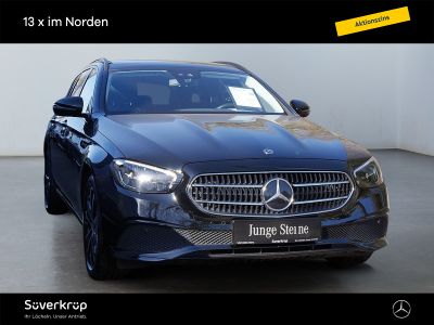 MERCEDES-BENZ E 300 T de 4M // AVANTGARDE NIGHT WIDE KAMERA