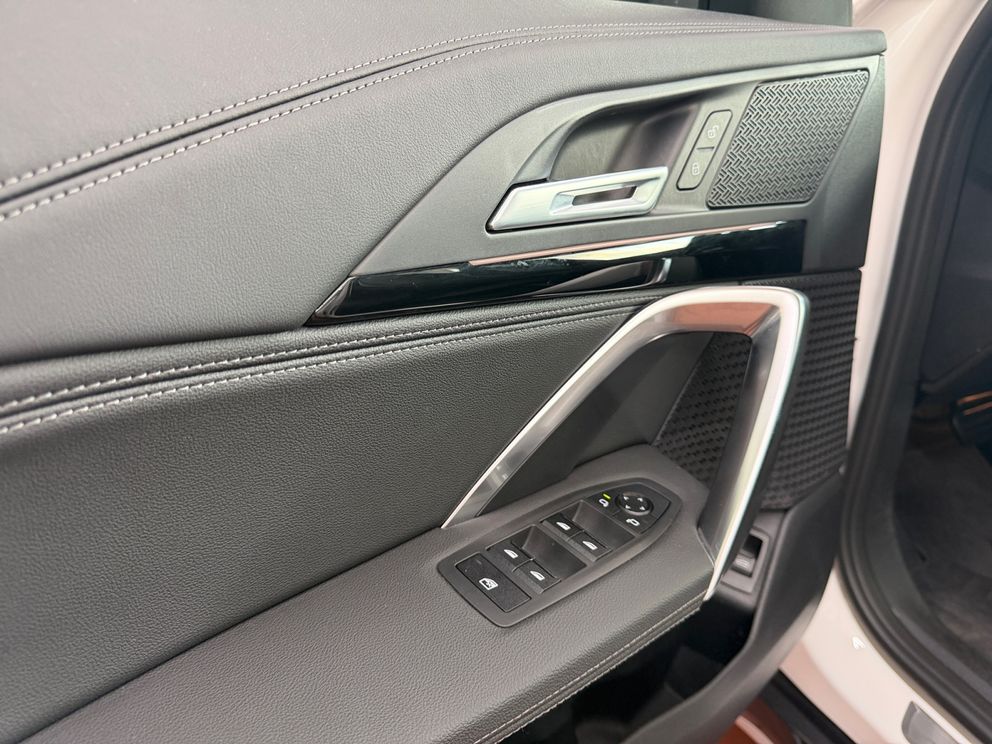 BMW X1 sDrive18d xLine SHZ+AppleCarplay+RFK+DAB