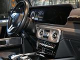MERCEDES-BENZ G 400 d BURM NIGHT AMG SPUR STANDH COMAND DISTR