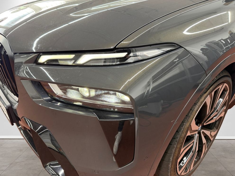 BMW X7 M60 i xDrive M Sport Pano+H&K+AppleCarPlay