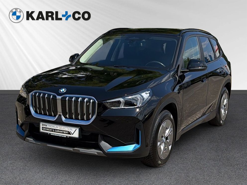 BMW iX1 xDrive 30 Widescreen Ad. LED Keyless PDC DAB