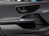 MERCEDES-BENZ E 220 d , AVANTGARDE DISTR KAMERA PANO SPUR PDC