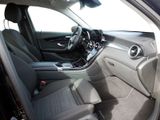 MERCEDES-BENZ GLC 300 de 4M //  AHK DISTR KAMERA SPUR STANDH