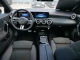 MERCEDES-BENZ CLA 250 4M SB , AMG Night Pano Kamera Totw LED