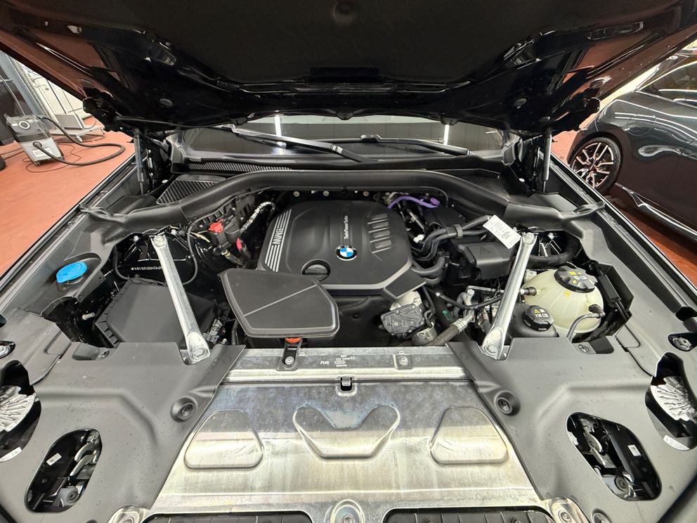 BMW X3 xDrive20d SHZ+AHK+HIFI+AppleCarplay+DAB