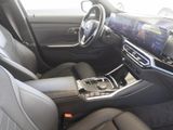 BMW 318 dTour.+AHK+Navi+LED+RFK+e-Sitze+DAB+PDCv+h