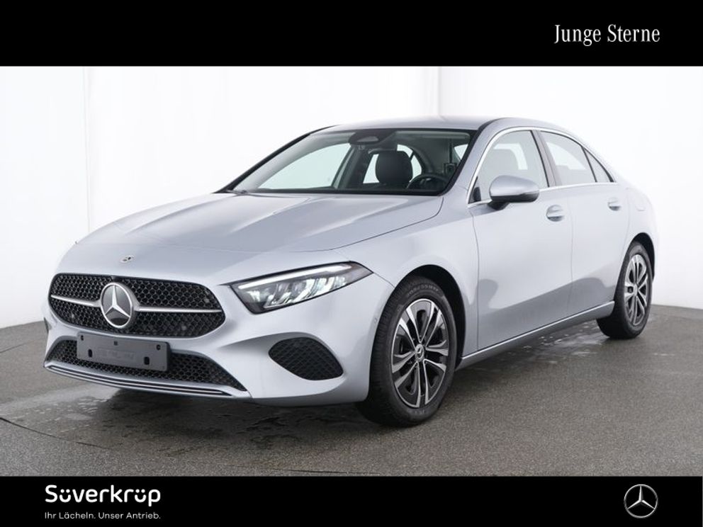 MERCEDES-BENZ A 200 Limo , PROGRESSIVE MEMO KAMERA SPUR PDC