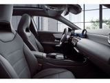 MERCEDES-BENZ A 200 AMG NIGHT MULTI DISTR KAMERA PANO SPUR PDC
