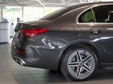 MERCEDES-BENZ C 300 de // AMG DISTR SPUR STANDH AHK KAMERA