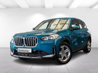 BMW iX1 xDrive30+Navi+HUD+LED+RFK+e-Sitze+SHZ+PDCv+h