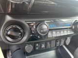 TOYOTA Hilux Double Cab Comfort 4x4*AHK*NAVI*SAFETY*