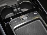 MERCEDES-BENZ GLA 200 AMG NIGHT MULTI 360 AHK DISTR KAMERA PDC
